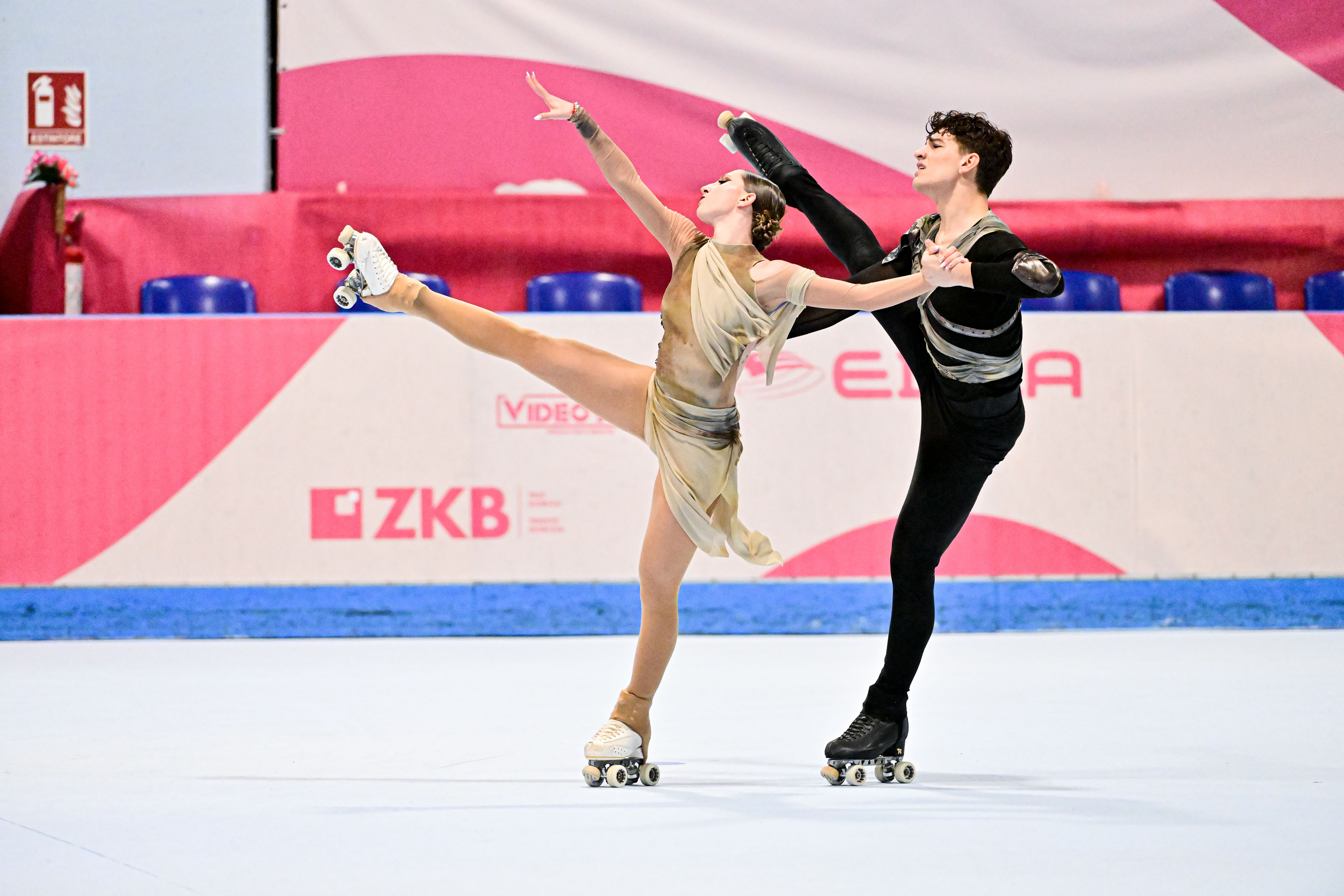  1 F YURI ALLEGRANTI ELISA CAVINA ITA JUNIRO COUPLE DANCE NZ9 3156