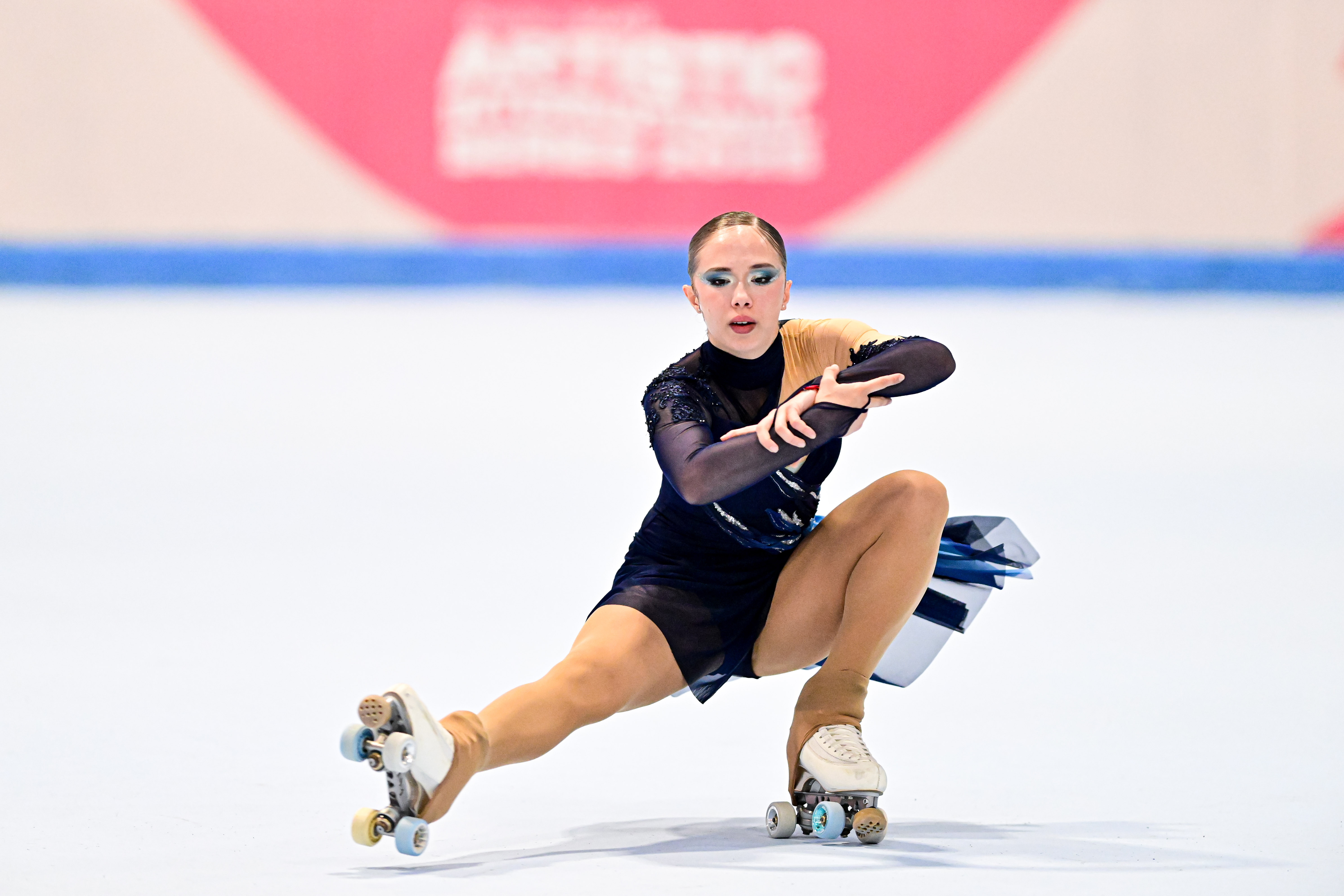  3 L SIRA BELLA GALLARDO ESP SENIOR FREESKATING NZ9 3649