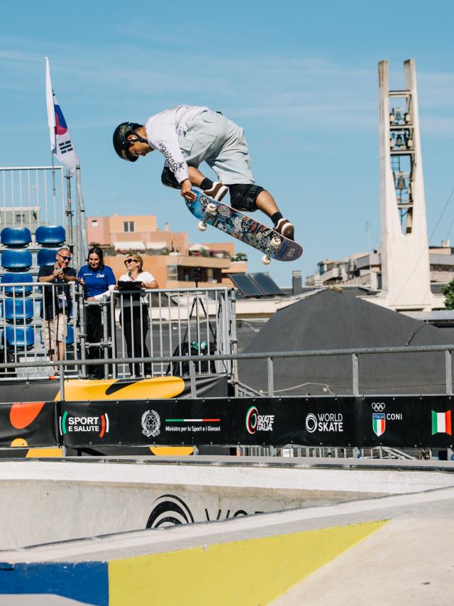 images/Ranking_Hoppers_Post-Rome2026/medium/Kensuke_Sasaoka_lean_air_wsk_skateboarding_world_Cup_Ostia_2026_Kanights-9581.jpg