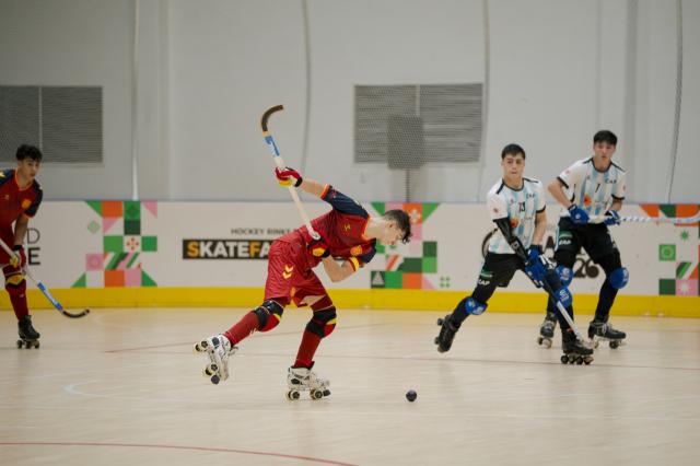 images/WSG_ASU26/medium/05_10_RINKHOCKEY_GROUPSTAGE_ARGESP_U19M_DSC05138.jpg