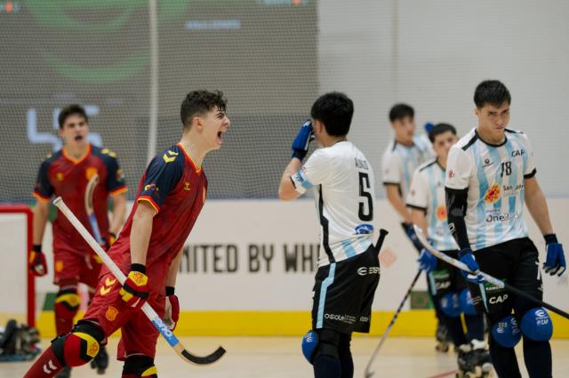 images/WSG_ASU26/medium/05_10_RINKHOCKEY_GROUPSTAGE_ARGESP_U19M_DSC05150.jpg