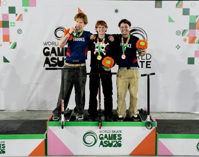 images/WSG_ASU26/medium/10_10_SCOOTER_FINAL_PODIUM-13.jpg