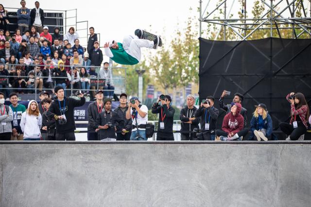 images/joomgallery/originals/fotogallery_8/skateboarding_28/wc_2018_nanjing_178/wc_2018_nanjing_-_mens_finals_183/medium/pedro_barros_world_skate_championships_nanjing_china_20181103_kanights_02_20181103_1068381139.jpg